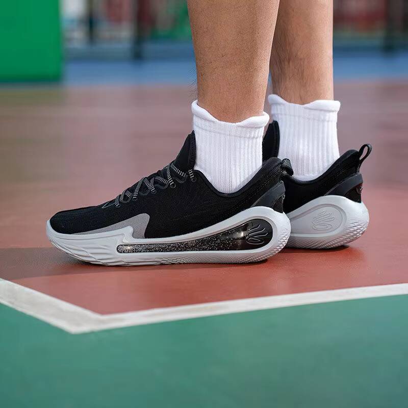 Zapatillas de baloncesto depor - Men Shoes Under Armour reseña y precio